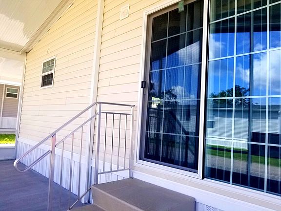 2nd image of 111 Jasmin Dr