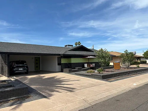 1110 E Campus Dr Photo 1
