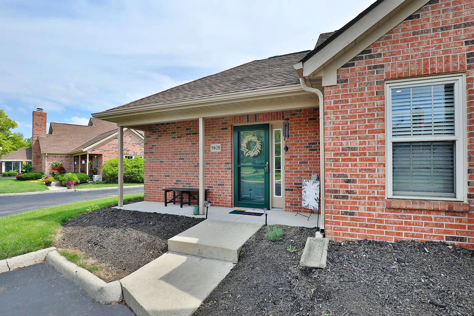 9408 Clermont Cir photo 1