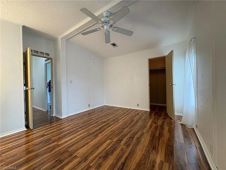 7 Oceans Blvd #7 — Photo 10