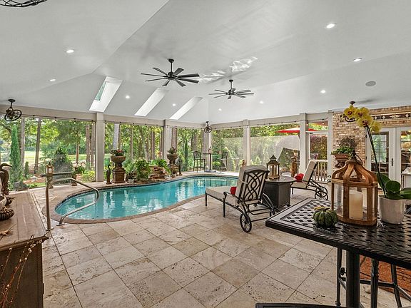 4th image of 1153 Heritage Dr.