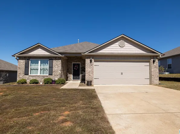 350 Woodland Trl, Pell City, AL 35125