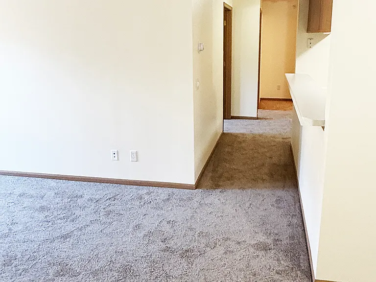 532 6th St SW #102 — Photo 12