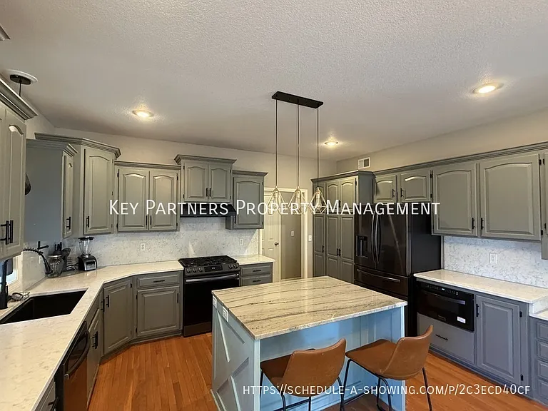 1004 NW 113th St — Photo 9