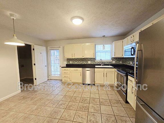 4th image of 243 Ash Grove Dr