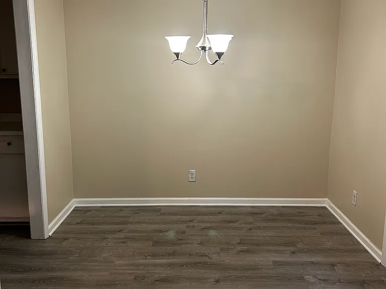 275 Waterdown Dr #11 — Photo 8