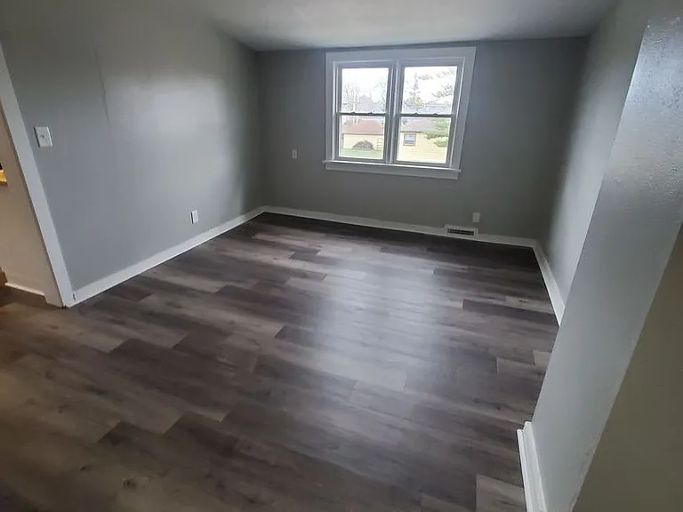 3201 Charles St. (Duplex) — Photo 4