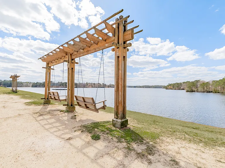 126 Baysdale Dr — Photo 46