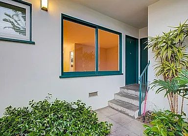 2nd image of 2041 Euclid St APT 7