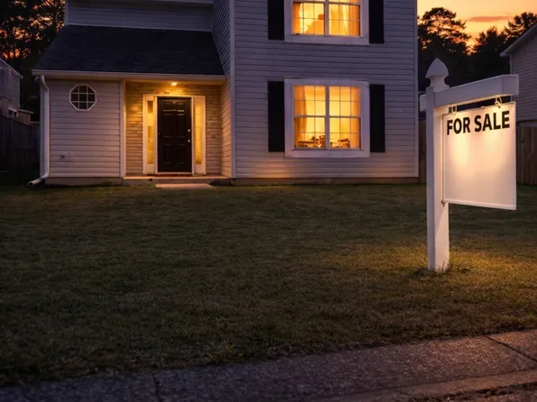 17 Benfield Cir, Cartersville, GA 30121