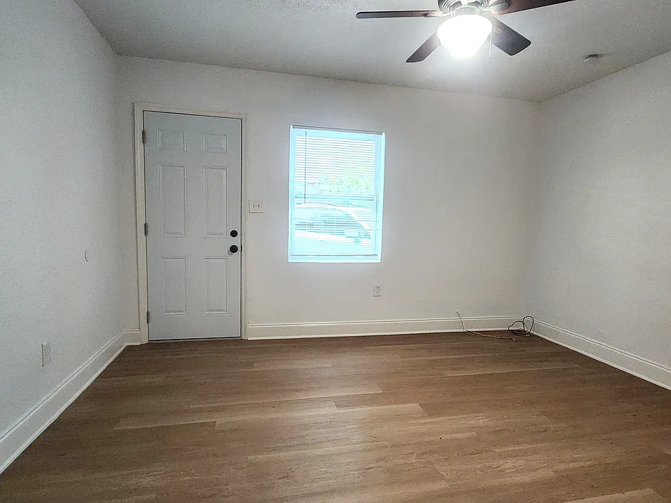2996 Francis Ave #6