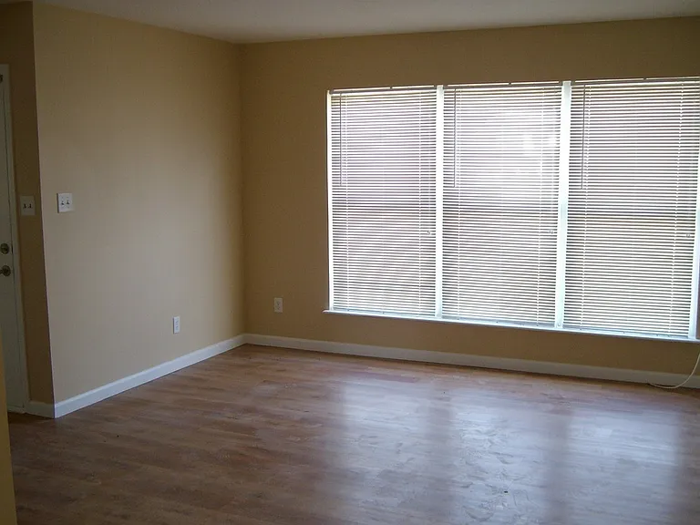 Living room 1