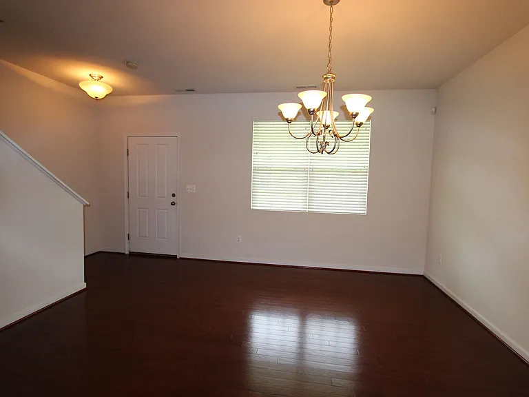 134 Braddock Rd — Photo 2