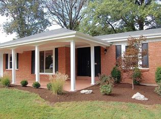 1411 Land O Lakes Dr, Saint Louis, MO