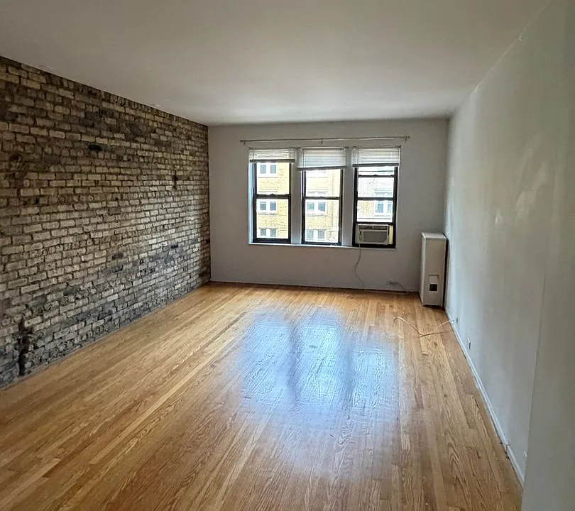 3751-53 N Marshfield Ave #1623-25