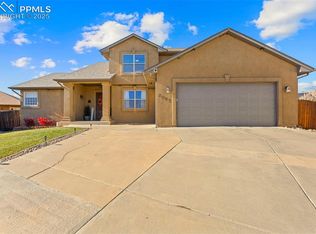 2097 Towhee Ct, Pueblo, CO 81008