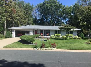 4396 Galtier St, Shoreview, MN 55126