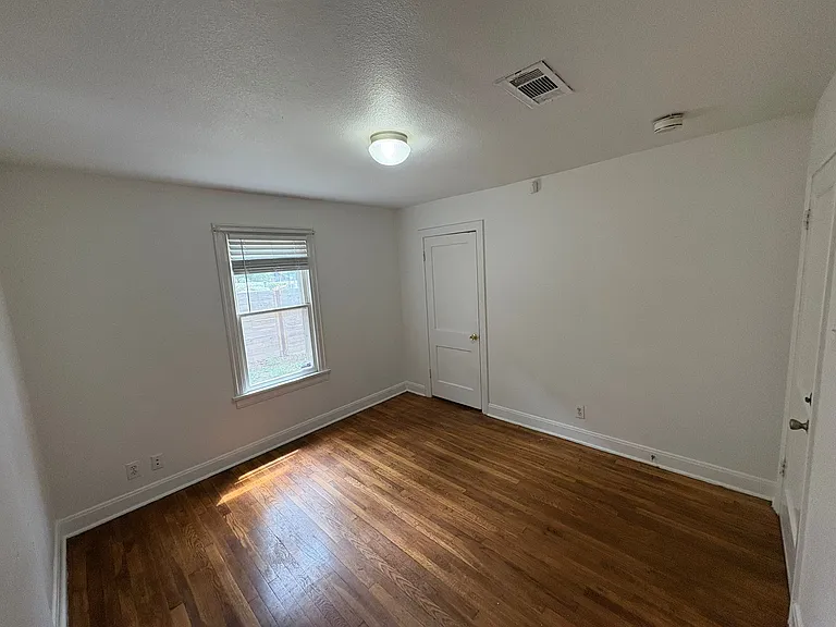 3108 Govalle Ave — Photo 1