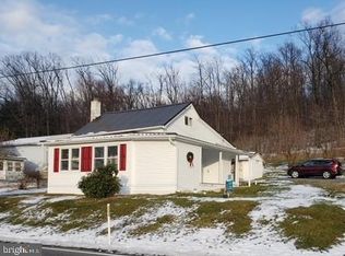 8826 Tomstown Rd, Waynesboro, PA 17268