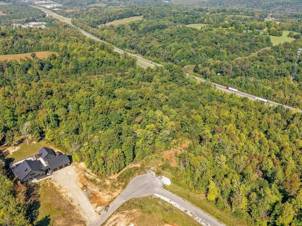 675 Travellers Way, Lenoir City, TN 37771