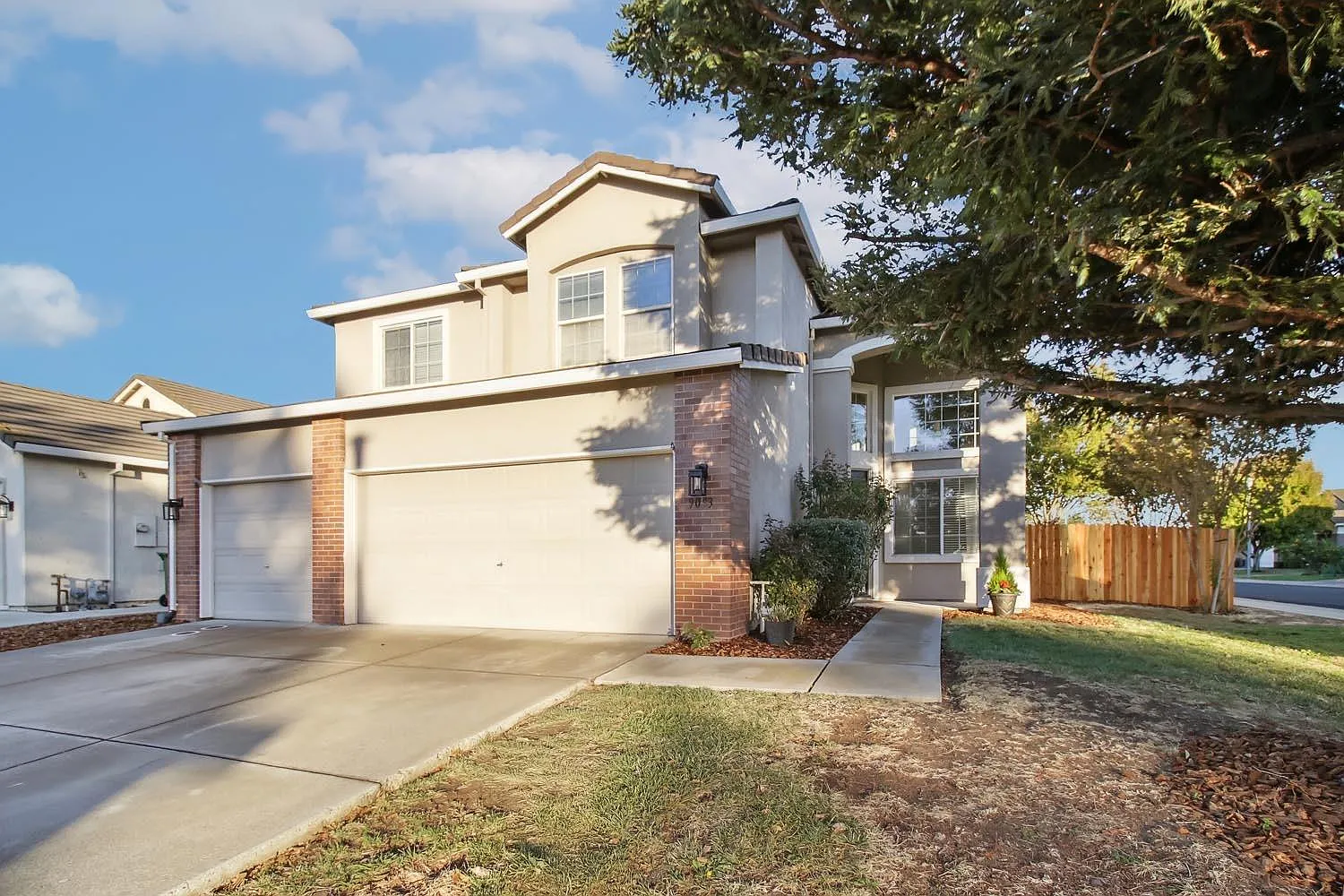 9093 Allbritton Way photo 1
