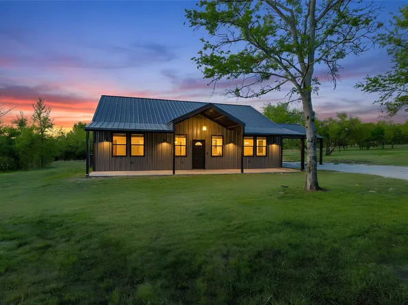 115 Valley Ridge Ct, Bridgeport, TX 76426