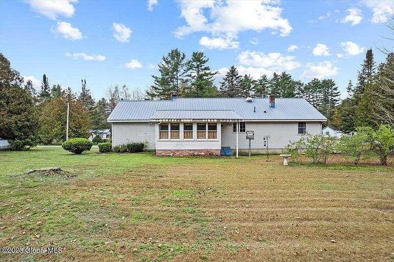5th image of 64 Cedar Hill Drive