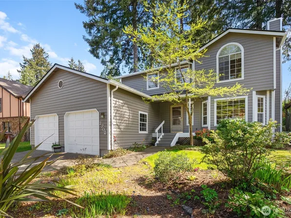 2702 Walnut Loop NW, Olympia, WA 98502