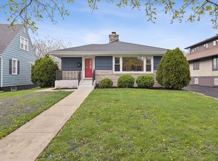 123 E Columbia Ave, Elmhurst, IL 60126