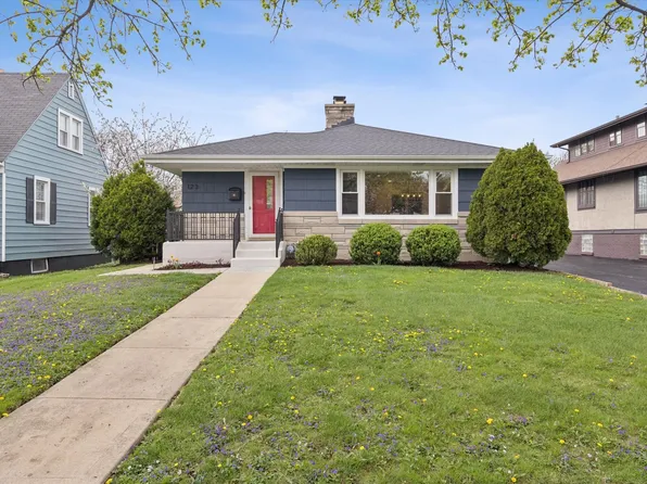123 E Columbia Ave, Elmhurst, IL 60126