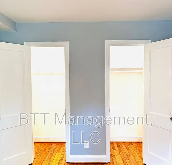 907 Hudson Ave #3 — Photo 20
