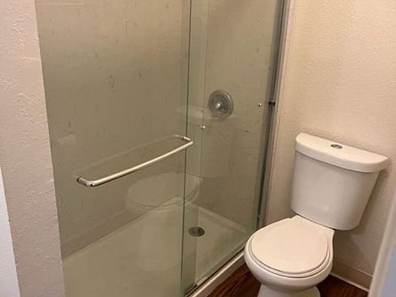 4th image of 420 N Maple Ave APT 2