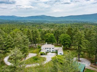 1613 West Road, Manchester, VT 05255