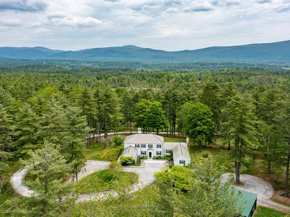 1613 West Road, Manchester, VT 05255