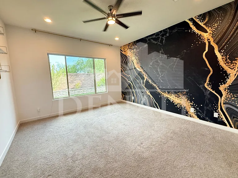 1447 E Flower St — Photo 13