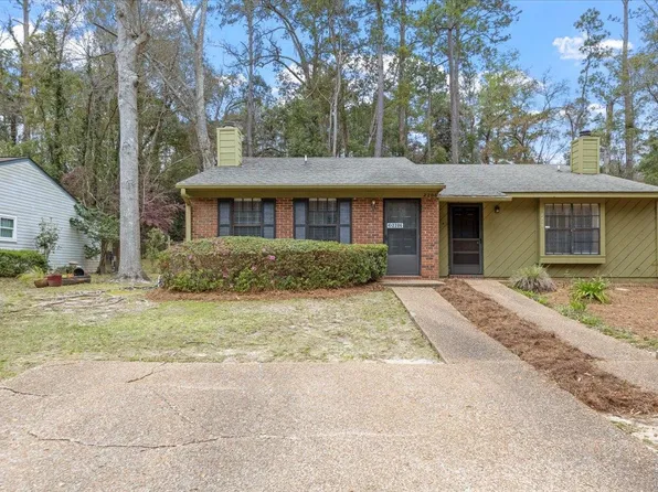 2206 Victory Garden Ln, Tallahassee, FL 32301