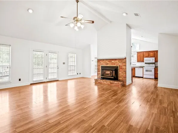 41198 Rolling Hill Dr, Hammond, LA 70403