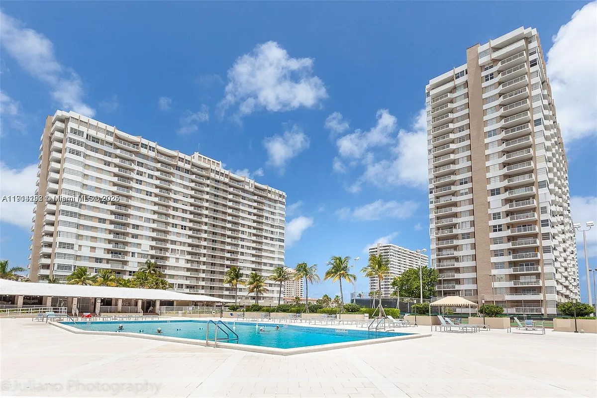 Building Photo - 1965 S Ocean Dr #10M