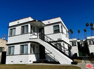 4424 1/2 Arlington Ave, Los Angeles, CA 90043