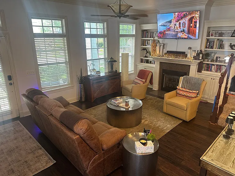 2479 Frontier Elm Dr — Photo 4