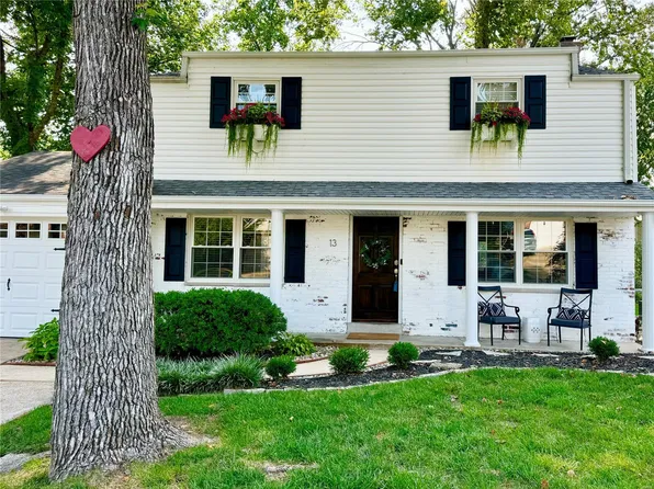 13 Sweetbriar Ln, Saint Louis, MO 63122