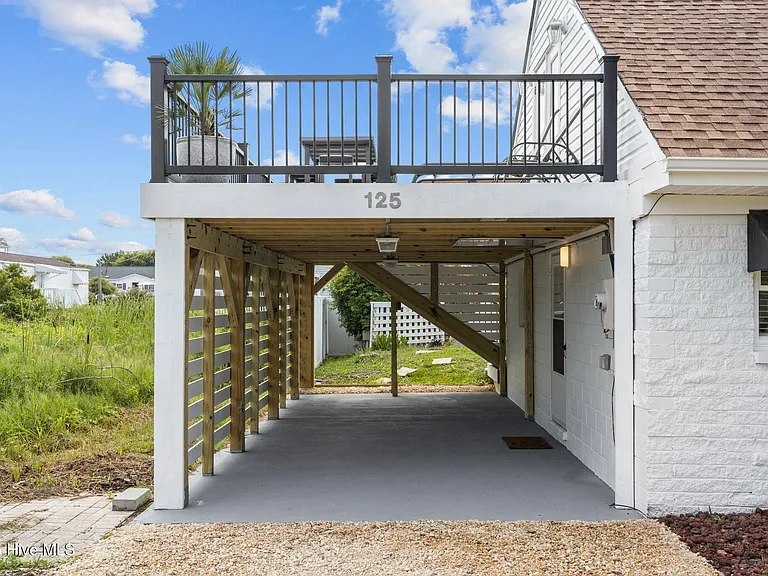 125 Pelican Dr — Photo 9