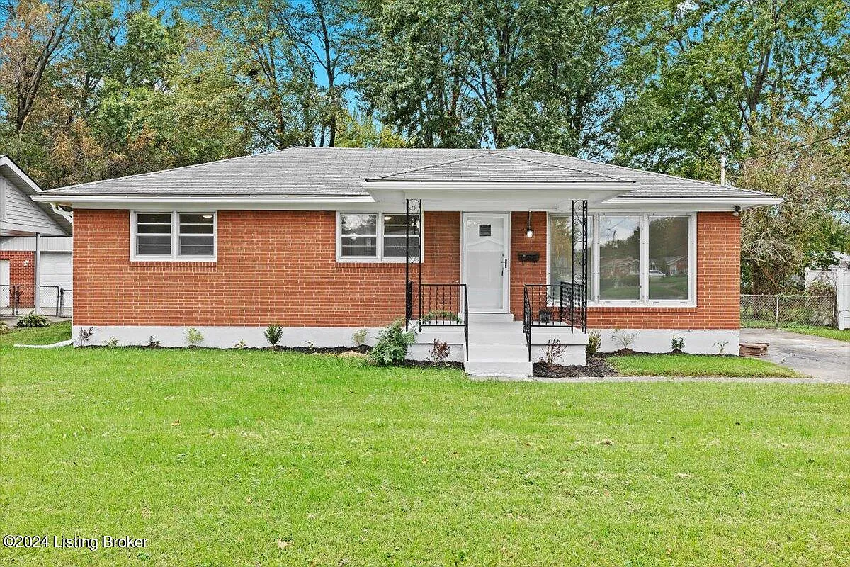 4312 Flintlock Dr photo 1