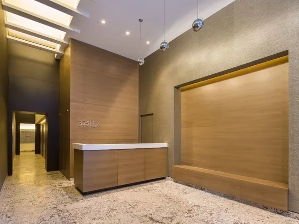 325 Lexington Avenue image 11 of 14
