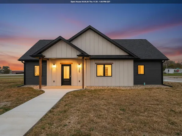 317 Zitkala Sa Trl, Vermillion, SD 57069