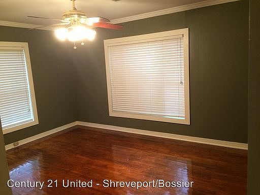 3rd image of 431 Waller Ave