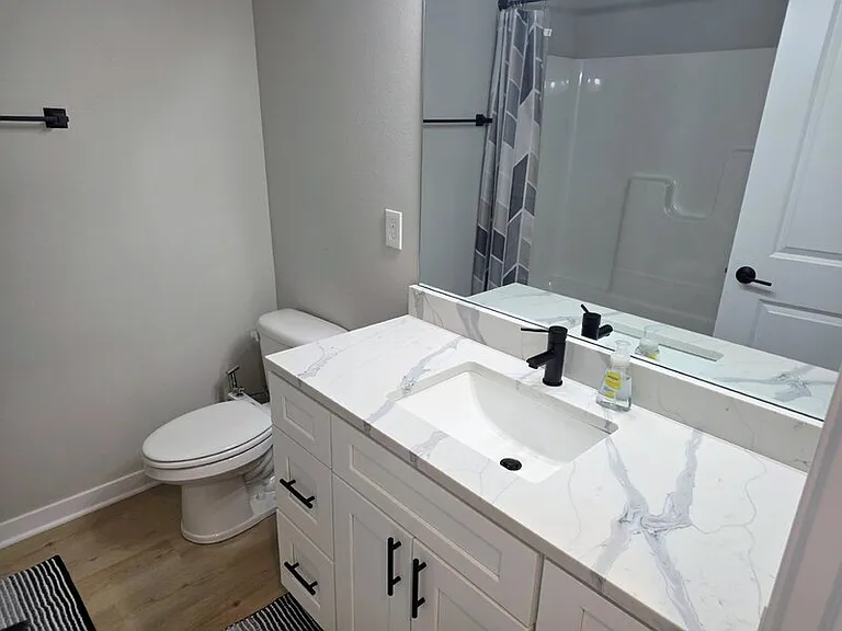 1008 Maple St — Photo 22