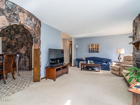 5th image of 205 Leeward Hills Ln