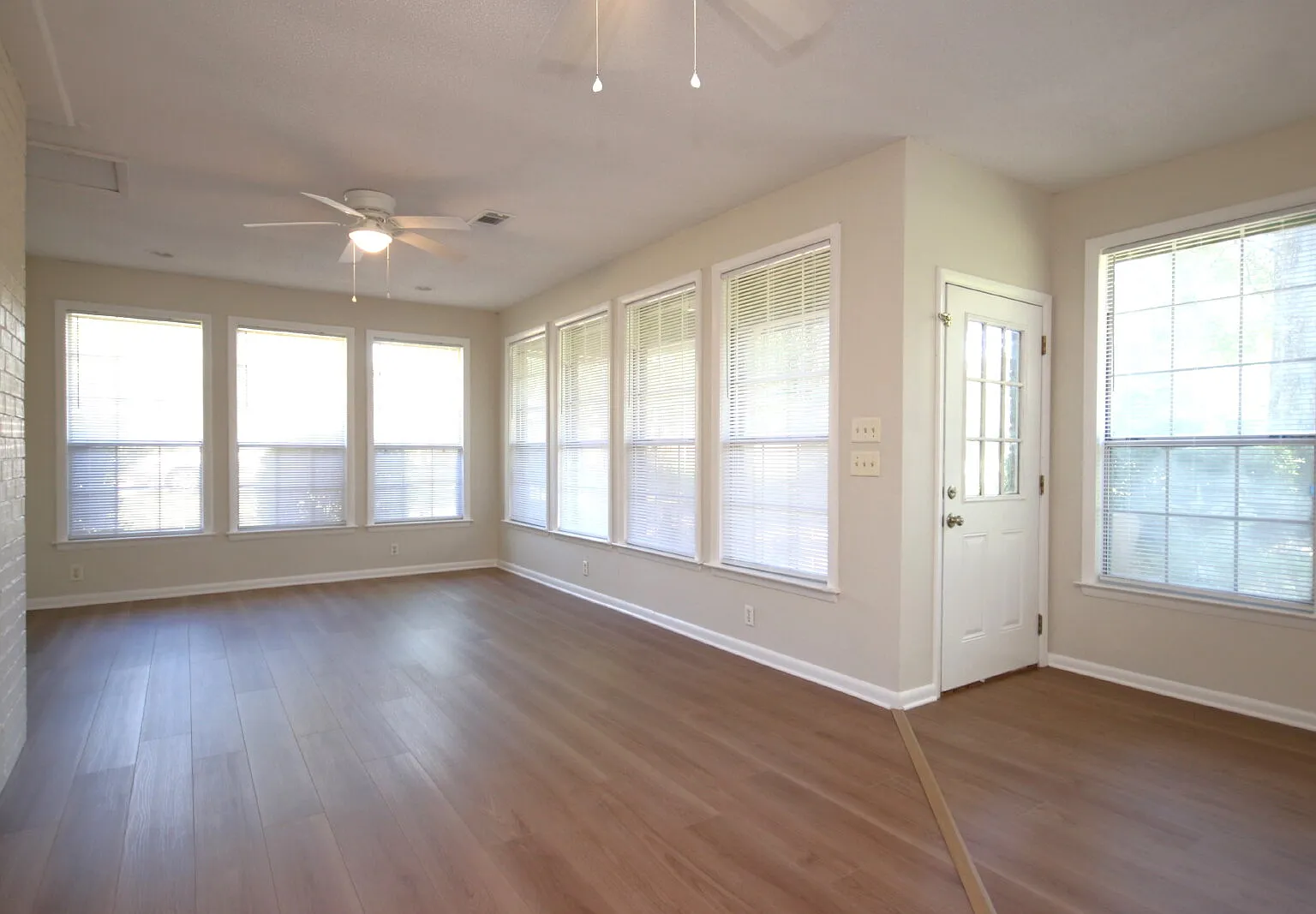 3 bed, 2.0 bath, 2235 sqft, $2,125 — Photo 4
