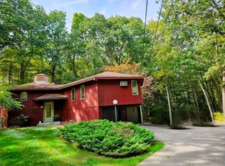 22 James Farm Rd, Lee, NH 03861